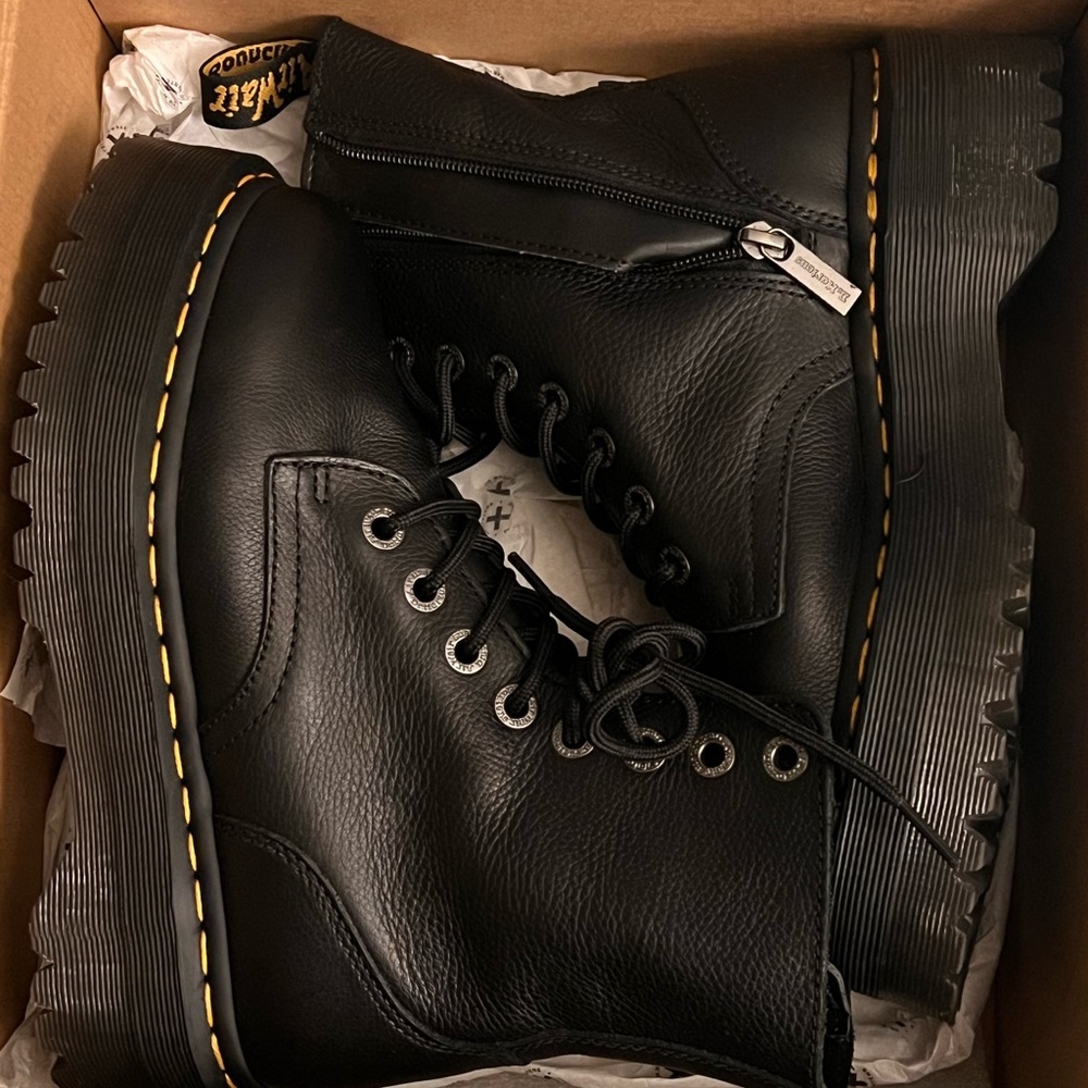 Doc marten Jadon Pisa